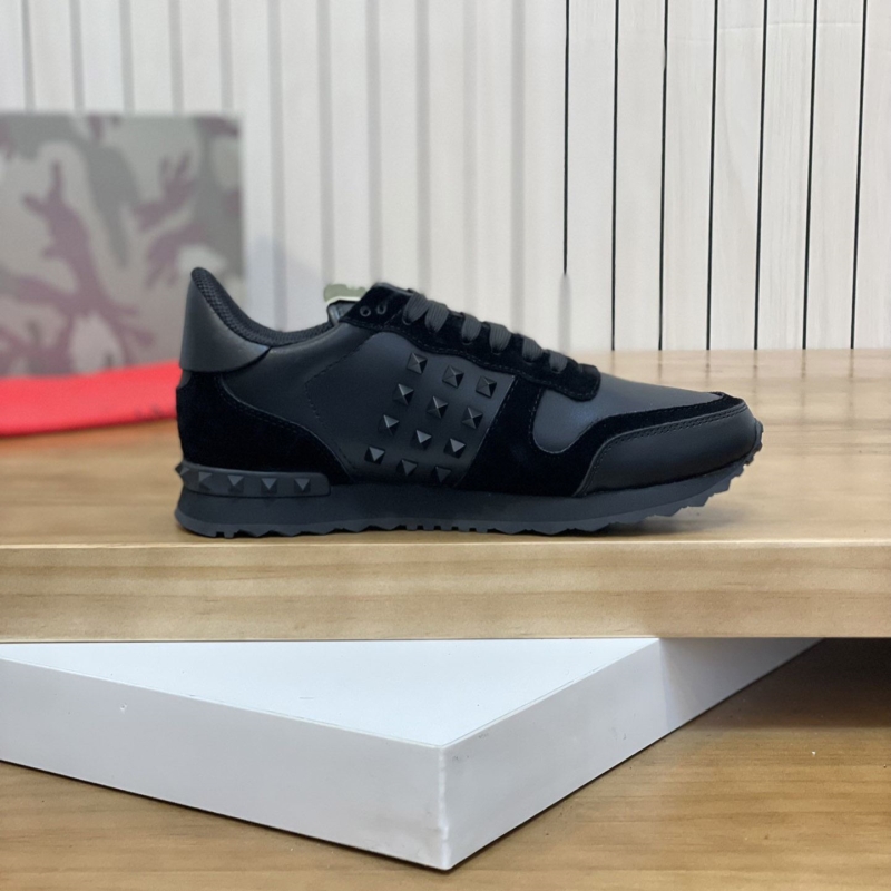 Valentino Sneakers